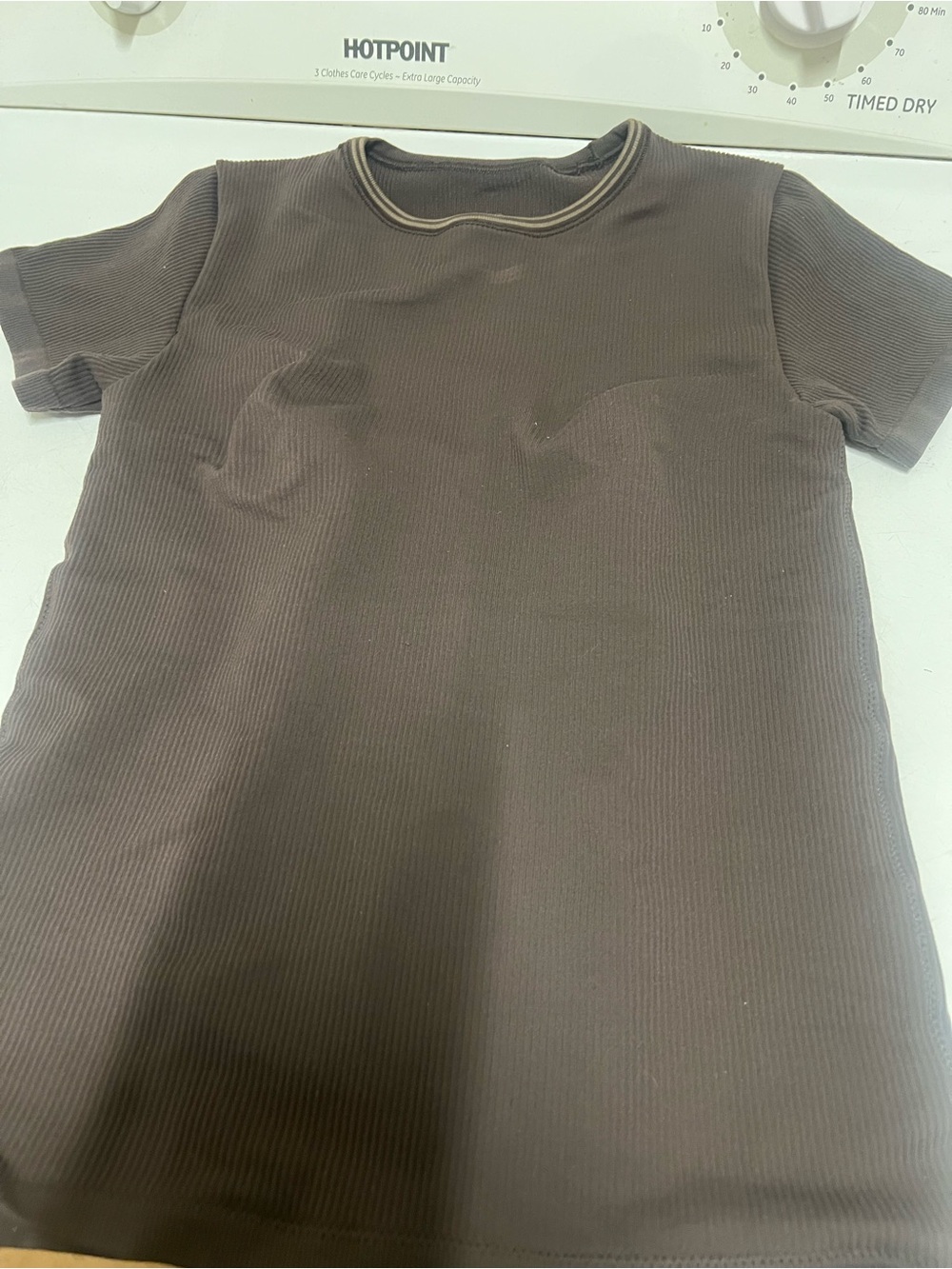 Nike Skims Ribbed Crewneck Tee in Dark Brown